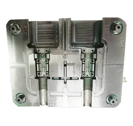Injection mould 3